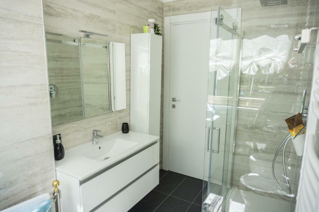 Appartamento Oasi Felice Como Exterior photo